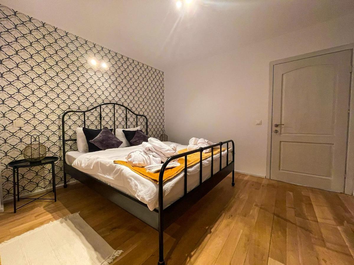 Tudor'S Apartment Bucharest Luaran gambar